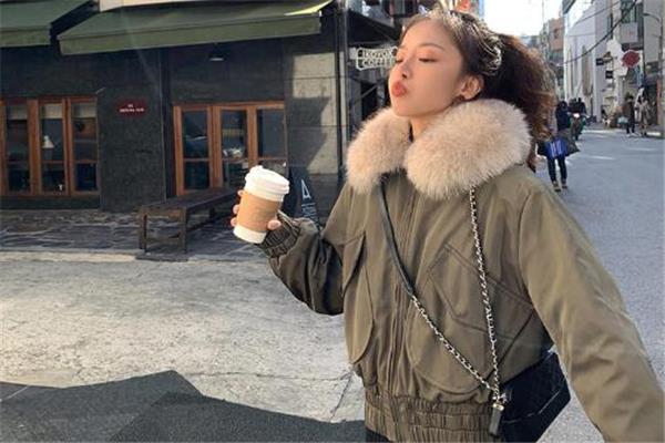 155女生穿什么外套好看 冬季首选短外套 155女生穿什么外套好看 冬季首选短外套