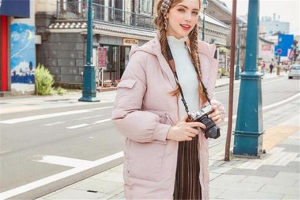 羽绒服里面穿什么好看 这些裙子都不错 羽绒服里面穿什么好看 这些裙子都不错