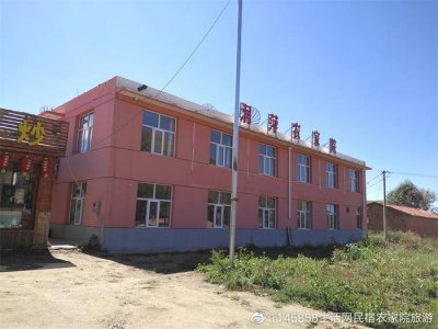 ​张家口张北草原天路润萍农家院，住宿80起，屋后山丘梯田自驾必选