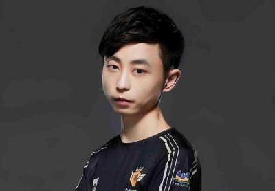 ​水晶哥成名史：BO10成天才绝唱，进入LPL就证明了自己