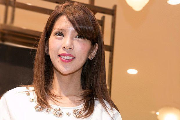 日本女星花光母亲遗产后当女优,接着转战酒吧陪酒现又回归老本行