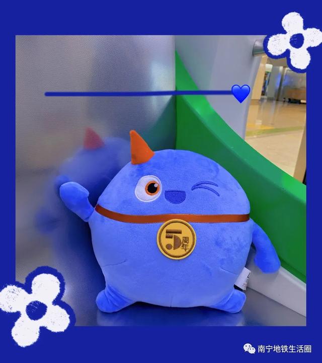 克莱因蓝为什么火了(今年爆火的克莱因蓝)(11)