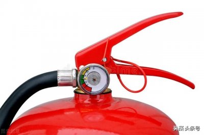 ​灭火器使用步骤(实用干货——灭火器的使用方法)