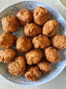 ​正宗炸肉丸子的做法（炸肉丸子的具体做法）