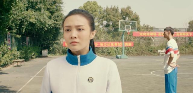 八分钟的温暖颜海误会柳溪川了拒绝学姐,说喜欢萧卓安