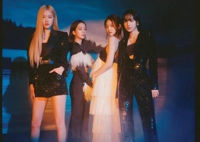 black pink女团成员简介(韩国女团BLACKPINK的四个)(2)