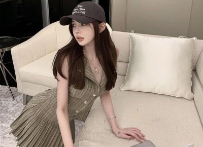 ​一边吃奶一边扎下面会怎么样 半推半就放了进去