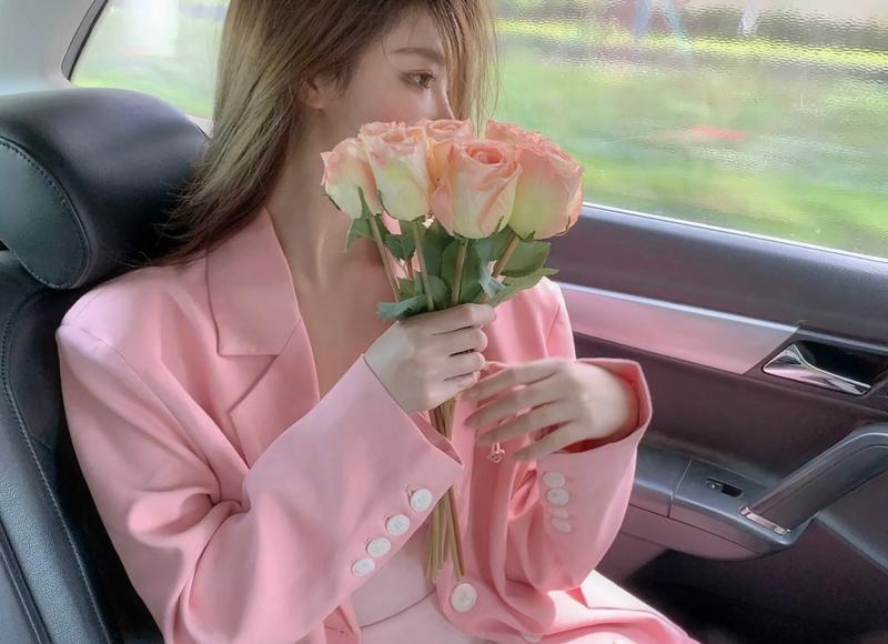 第一次怎么接吻,情侣间怎样开始第一次接吻 第一次怎么接吻,情侣间怎样开始第一次接吻