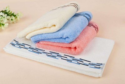 ​毛巾变硬了怎么办变软（毛巾洗了几次邦邦硬，做好这几点，洗得干净还柔软）