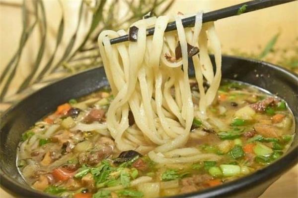 手工面怎么做更有劲道 手工面用什么面粉最好