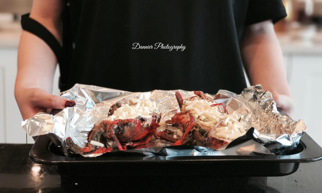 蒜蓉芝士焗波士顿龙虾怎么做 蒜蓉波士顿龙虾的做法