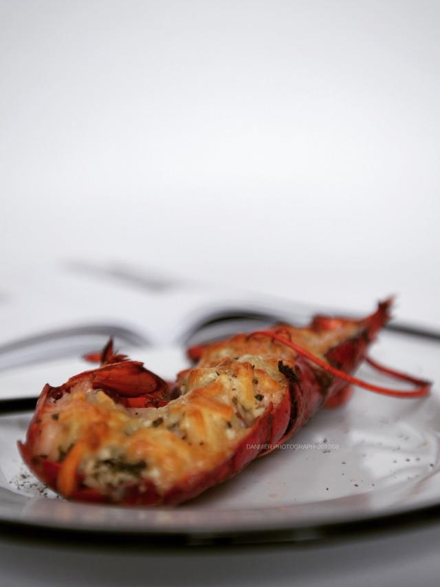 蒜蓉芝士焗波士顿龙虾怎么做 蒜蓉波士顿龙虾的做法