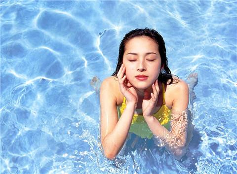 感情挽留的话,能感动爱人一时却留不住爱人一世1