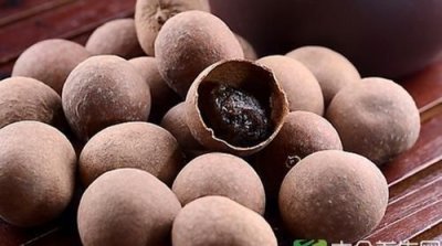 ​吃新鲜龙眼有什么好处，吃鲜桂圆有什么好处？