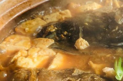 ​砂锅鱼头四川正宗做法