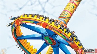 ​乌鲁木齐水上乐园假期好时光