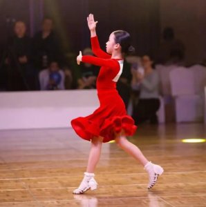 ​邓超和孙俪的女儿——邓涵一