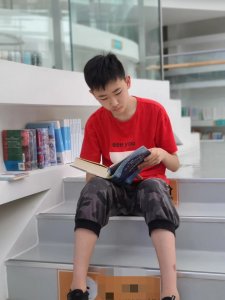 ​王嘉豪：全面发展的优秀少年