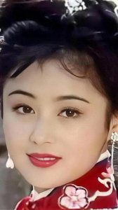 ​中国知名演员，陈红